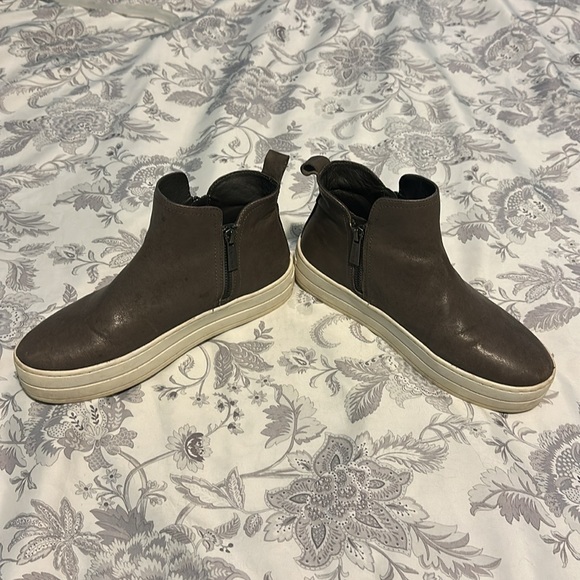 J/Slides platform zippered Chelsea boots in great condition - Picture 3 of 6